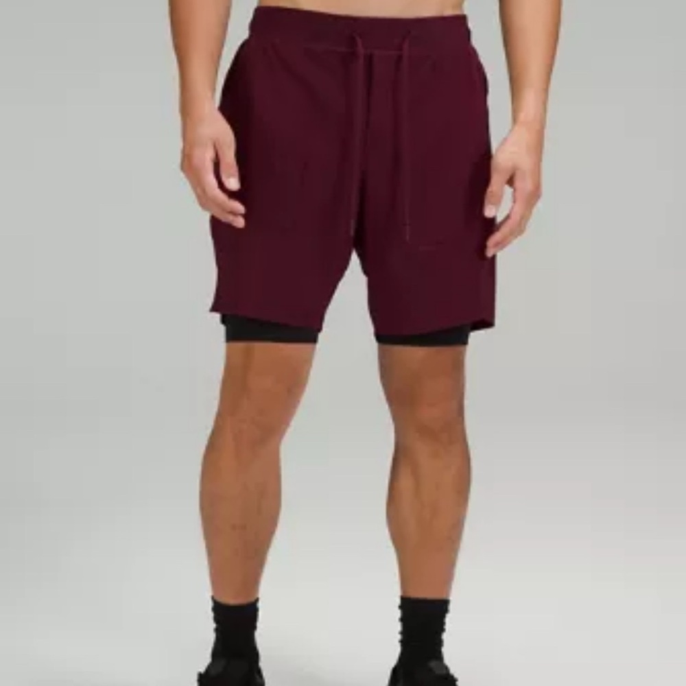 lululemon athletica Men's License to Train Shorts lined 9 inch inseam Medium